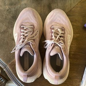 Hoka Bondi 8
